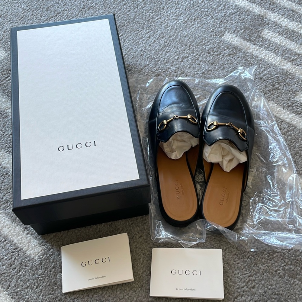 Authentic Gucci Leather Loafer Flats